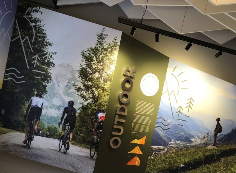 Adhésif mural à Lyon